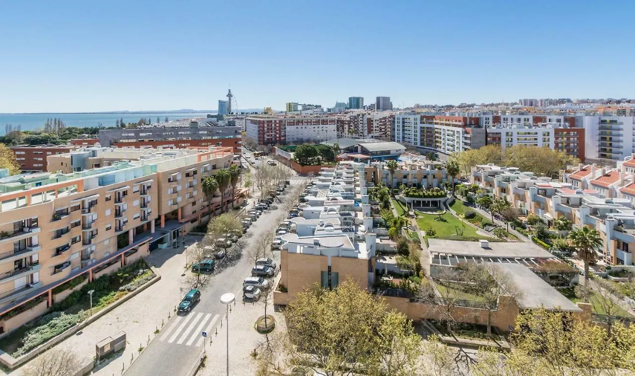Eco Apartment @ Torre Verde Lisbon 0*,