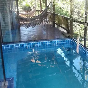 https://casa-no-morro-650m-do-mar-com-piscina-aquecimento-solar.santa-catarina-brasil.com