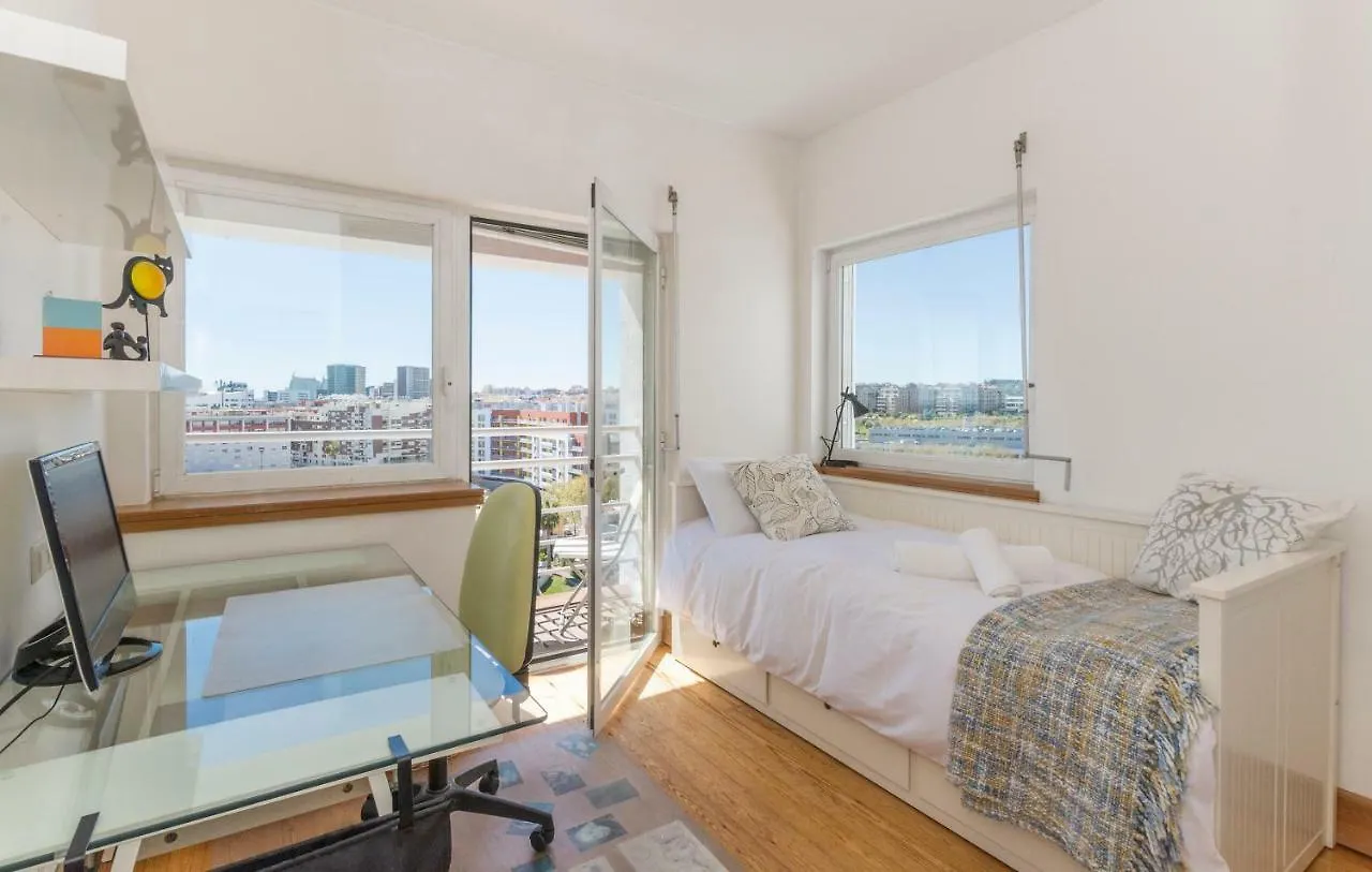 Eco Apartment @ Torre Verde Lisboa